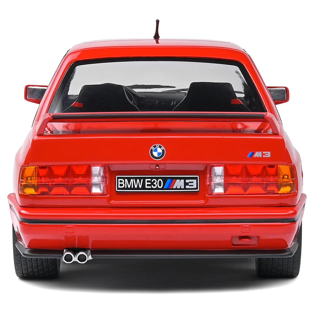 Solido 1986 BMW E30 M3 Henna Red 1:18 - Image 3