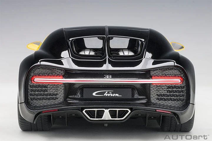 AUTOart 2017 Bugatti Chiron Juane Molsheim Yellow w/ Nocturne Black 1:18 - Image 6