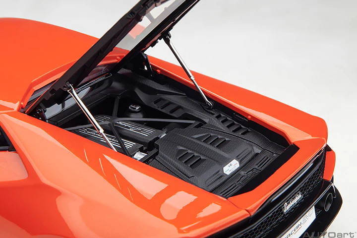 AUTOart 2018 Lamborghini Huracan EVO Arancio Xanto (Golden Orange) 1:18 - Image 12