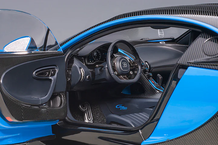AUTOart 2019 Bugatti Chiron Sport French Racing Blue & Carbon Fiber 1:18 - Image 9