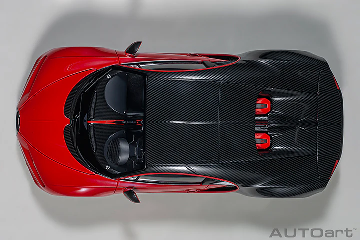 AUTOart 2019 Bugatti Chiron Sport Italian Red w/ Carbon Fiber 1:18 - Image 6