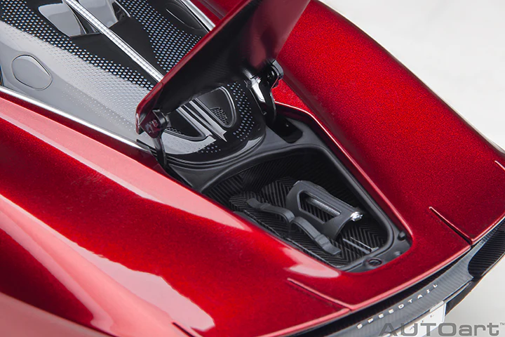 AUTOart Mclaren Speedtail Volcano Red 1:18 - Image 16