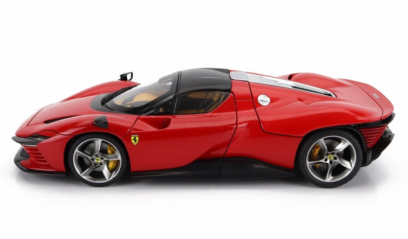 Bburago 2022 Ferrari Daytona SP3 Closed (Removable) Roof Rossa Corsa Ferrari Red 1:18 - Image 8