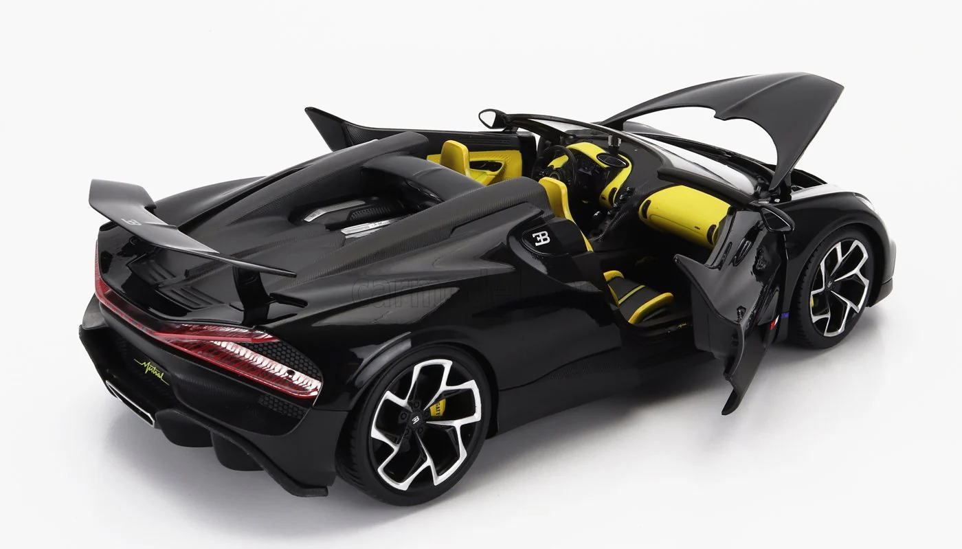 Bburago 2023 Bugatti W16 Mistral Black 1:18 - Image 7