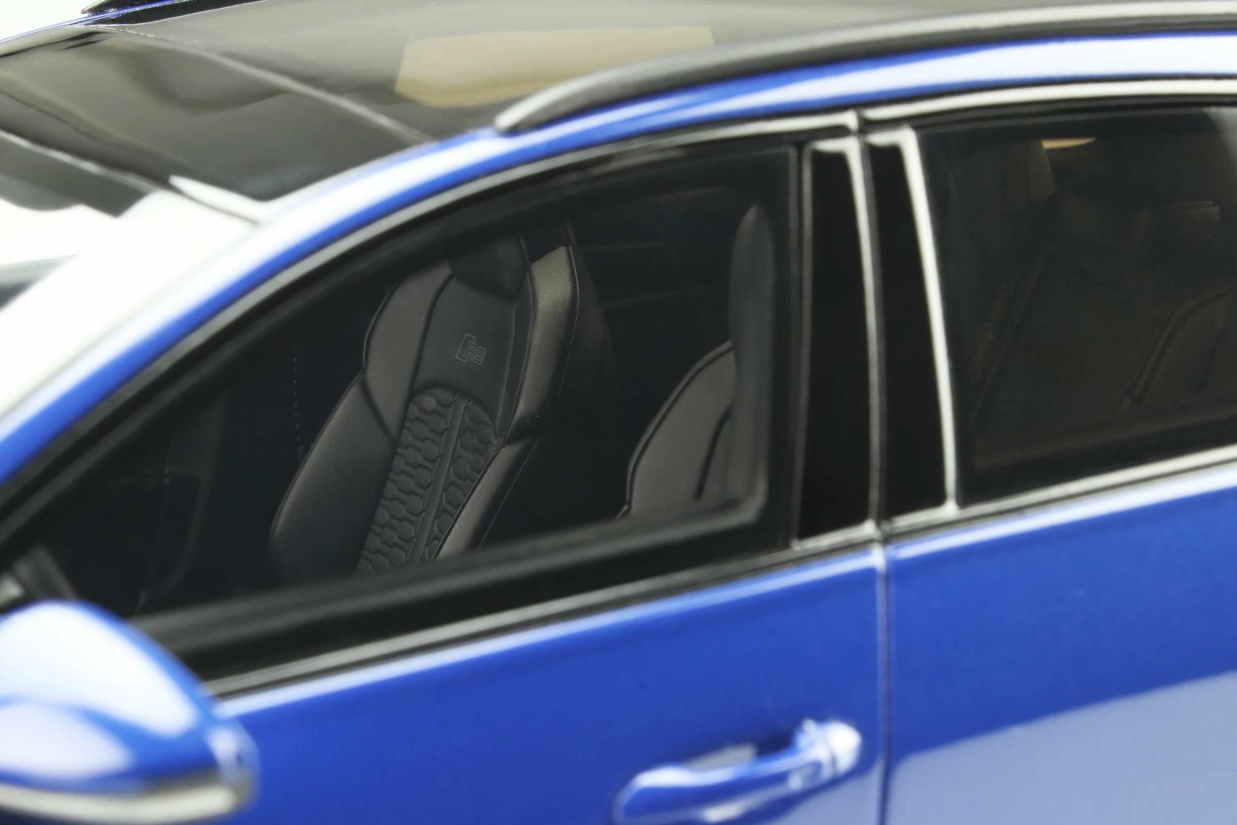GT Spirit 2020 Audi RS6 Avant C8 Tribute Edition Nogaro Blue 1:18 Resin, LIMITED - Image 11