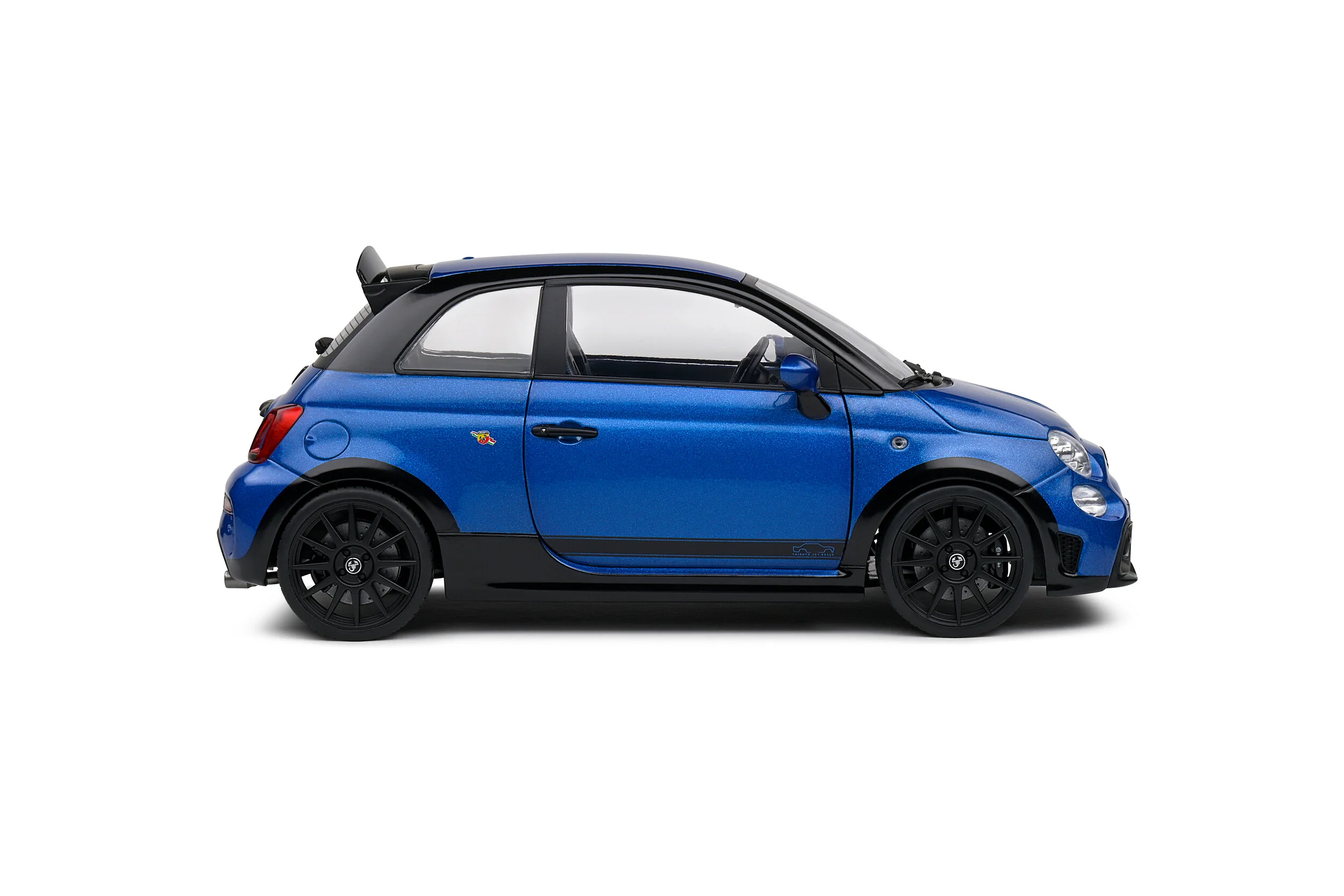 Solido 2022 Fiat 695 (500) Abarth Tribute 131 Rally Blue 1:18 - Image 6