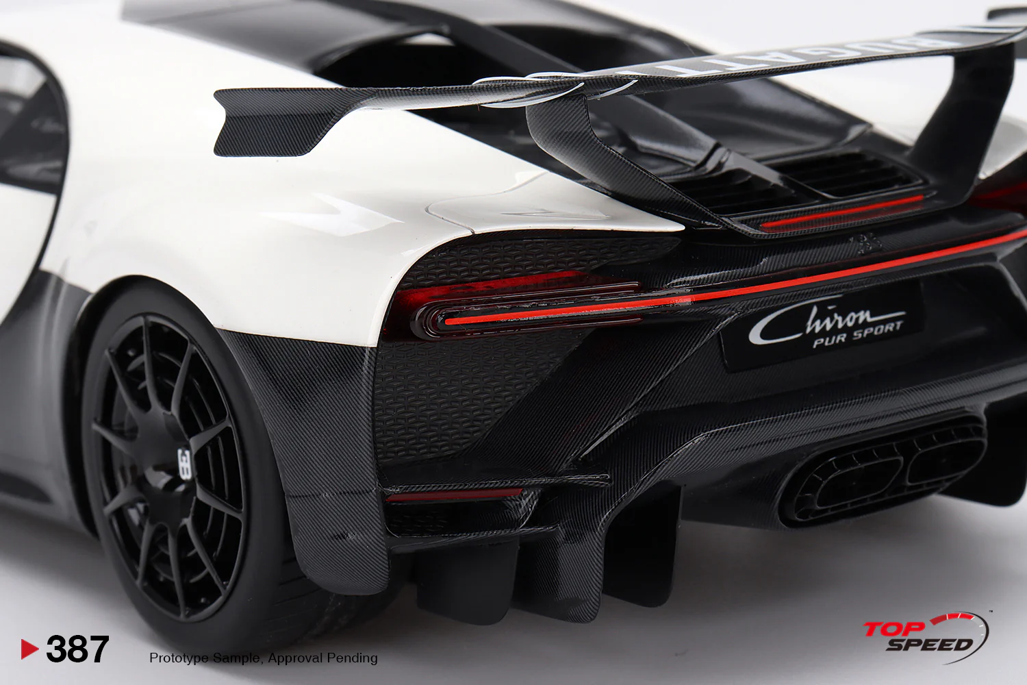 Topspeed 1:18 Bugatti Chiron Pur Sport White - Image 6