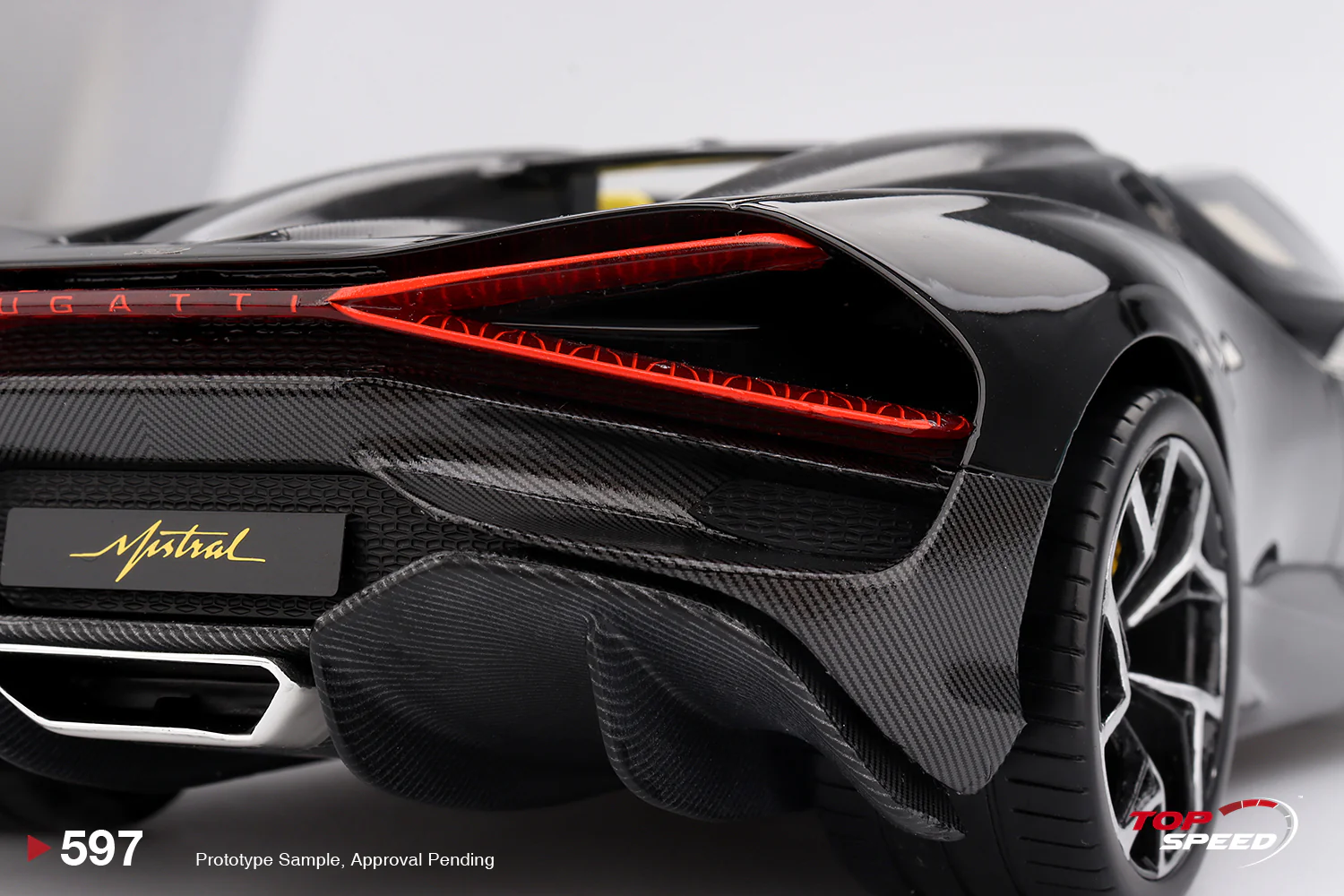 Topspeed Bugatti W16 Mistral Black 1:18 - Image 6